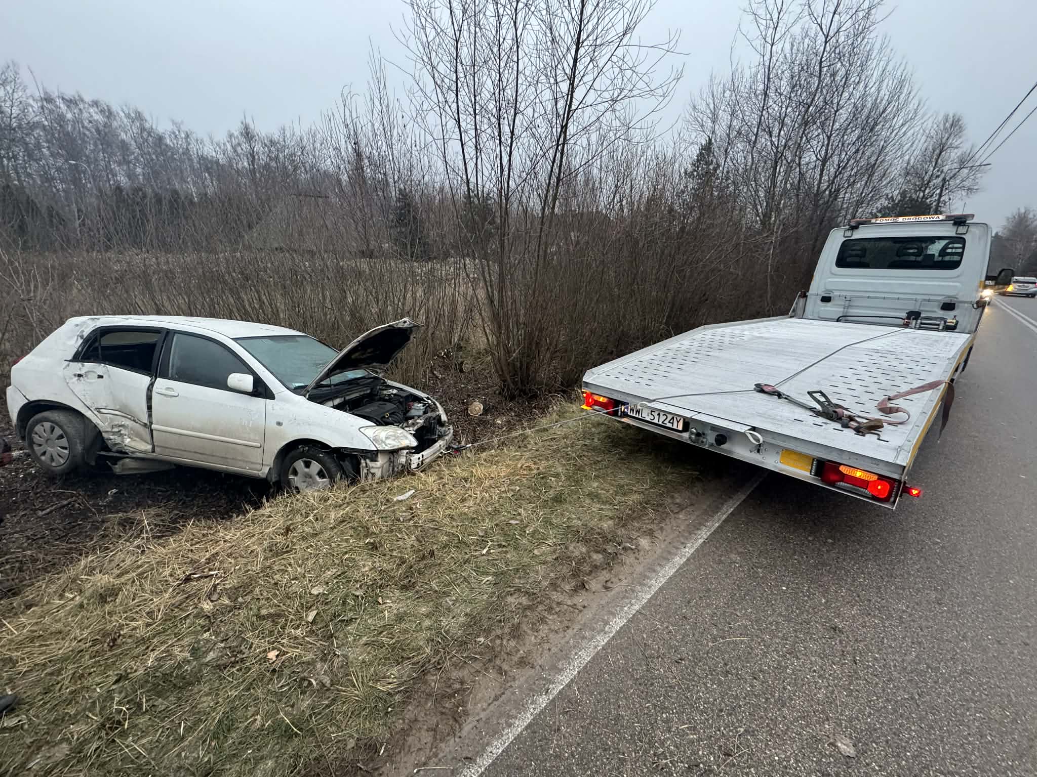 Wyciąganie auta z błota Warszawa - PZ Auto